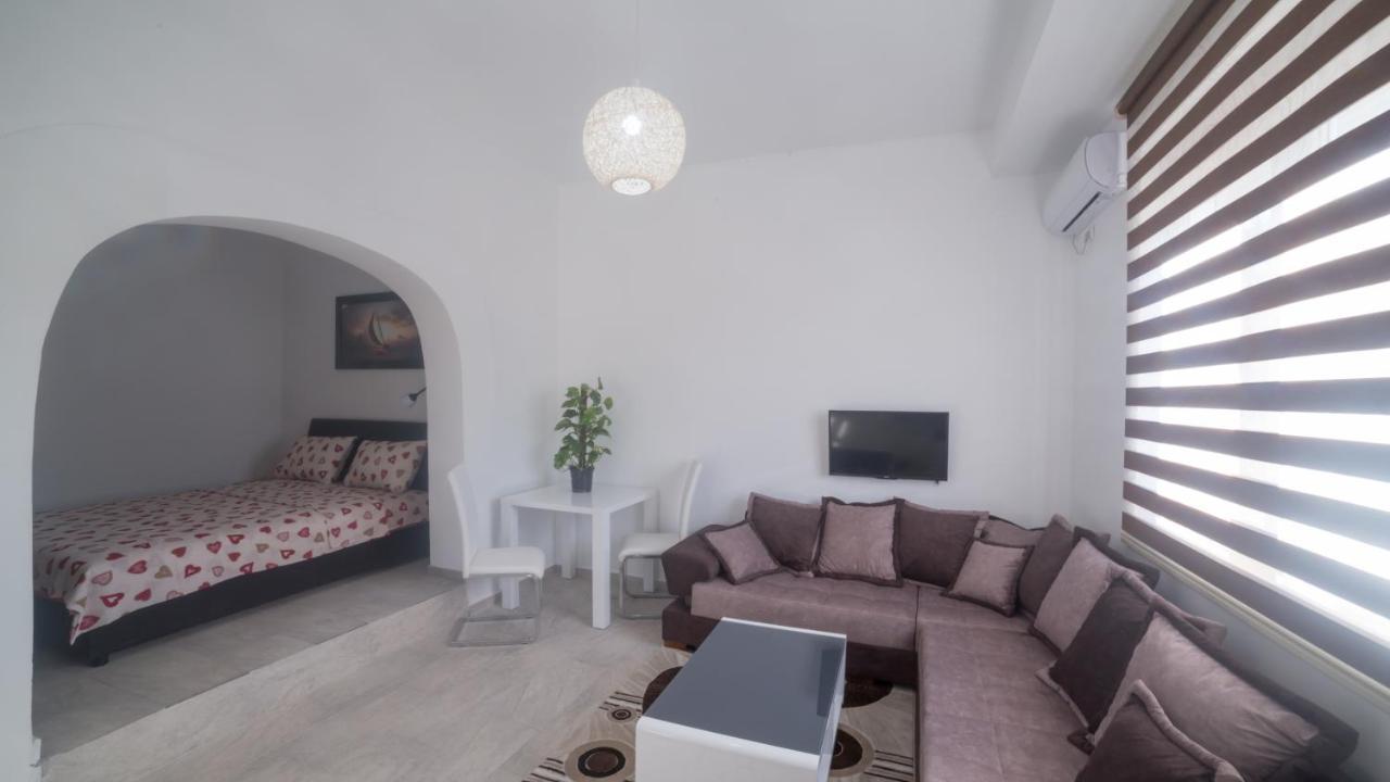 Brioni Appartement Virpazar Buitenkant foto