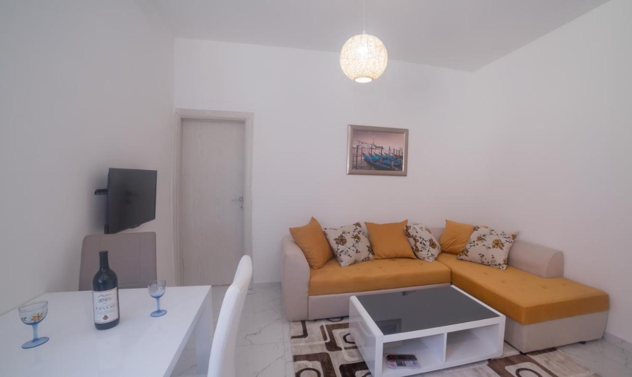 Brioni Appartement Virpazar Buitenkant foto